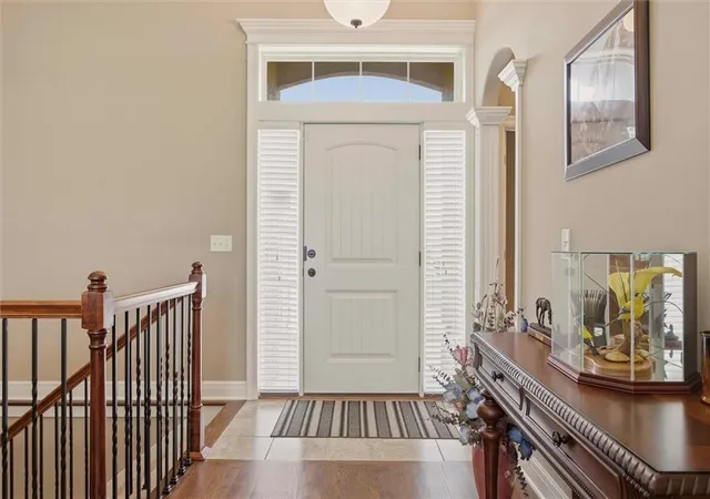 4th image of 311 Crestview Ct, Raymore, MO 64083 | MLS# 2630442