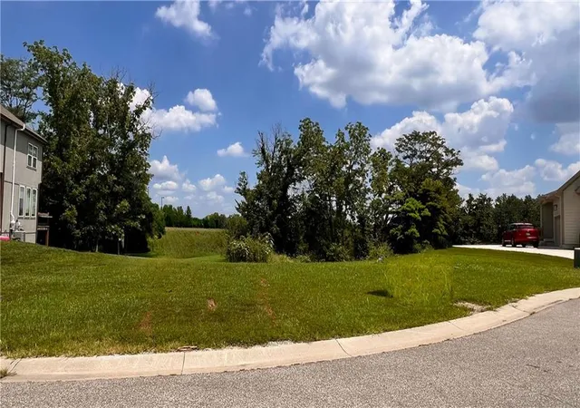 1st image of 22316 22318 W 76th St, Shawnee, KS 66227 | MLS# 2630473