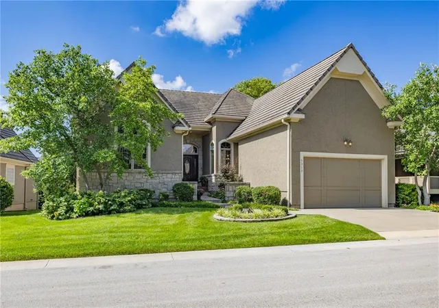 Photo 2 of Single family home for sale at 5313 W 124th Terrace, Leawood, KS 66209 | MLS# 2630480 | Listing updated on 2026-09-13