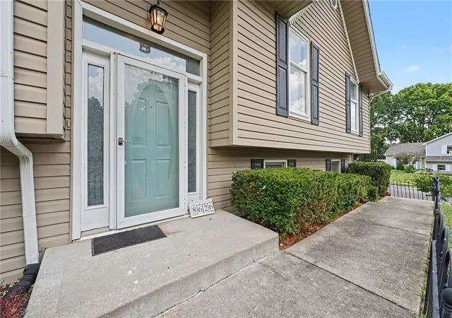 Photo 3 of Sale Pending at 8626 N Wayland Ave, Kansas City, MO 64153 | MLS# 2630505 | Listing updated on 2026-08-26