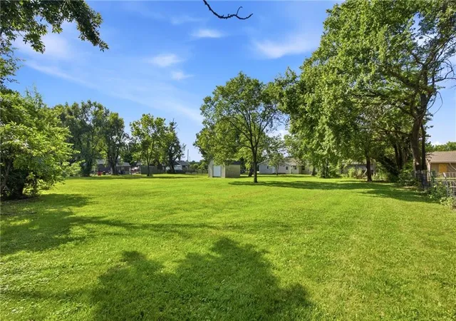 Homes for sale in Fort Scott, KS | 2278 Jayhawk Rd, Fort Scott, KS 66701 | MLS# 2630531