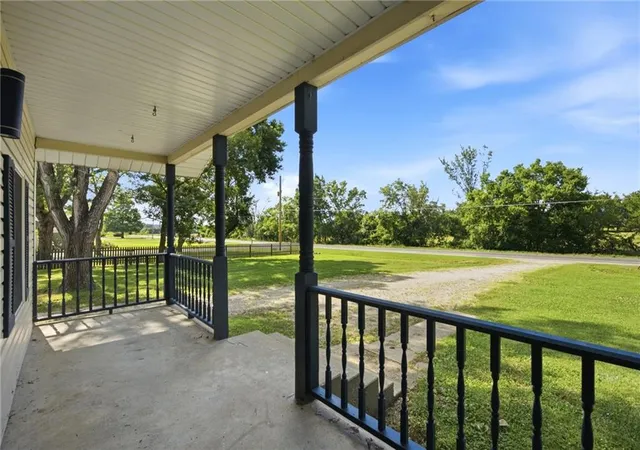 Homes for sale in Fort Scott, KS | 2278 Jayhawk Rd, Fort Scott, KS 66701 | MLS# 2630531