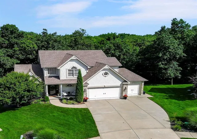 Photo 2 of Single family home for sale at 14480 Nw 64th Terrace, Kansas City, MO 64152 | MLS# 2630547 | Listing updated on 2026-10-03