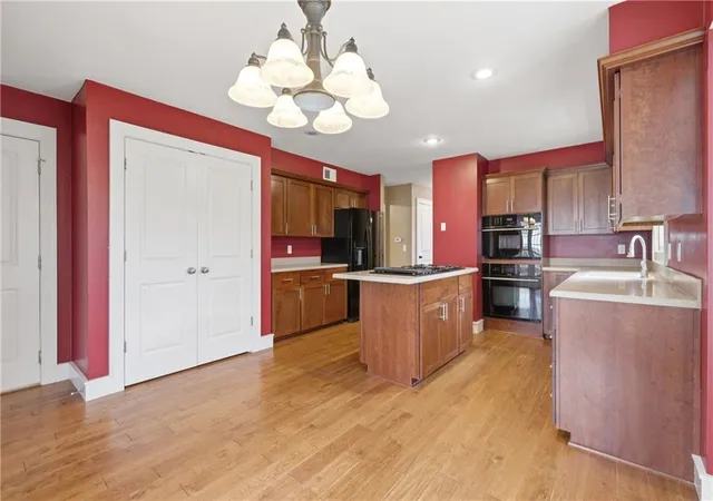 5th image of 2405 Ne Adams Dairy Rd, Blue Springs, MO 64014 | MLS# 2630549