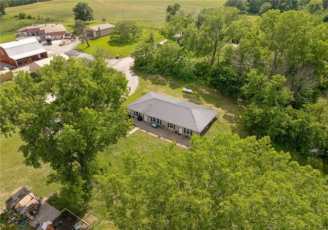 Homes for sale in Mayview, MO | 16527 Varner Rd, Mayview, MO 64071 | MLS# 2630552