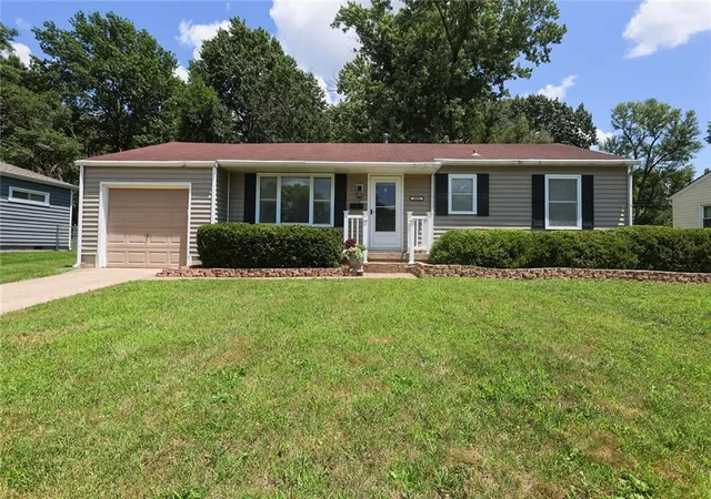 Homes for sale in Prairie Village, KS | 8001 Reeds Rd, Prairie Village, KS 66208 | MLS# 2630560
