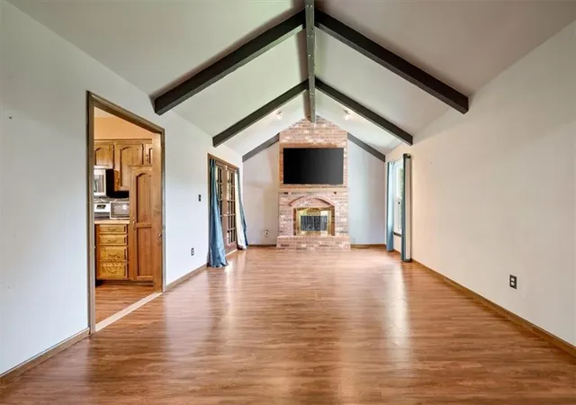 Photo 3 of Single family home for sale at 2924 SW Walnut St, Blue Springs, MO 64015 | MLS# 2630566 | Listing updated on 2026-08-31