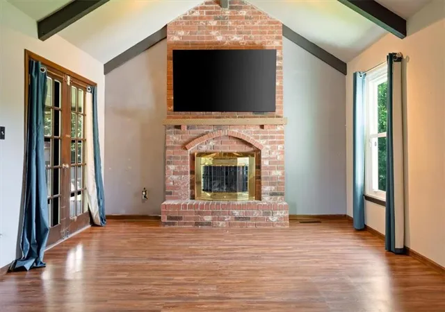 Photo 4 of Single family home for sale at 2924 SW Walnut St, Blue Springs, MO 64015 | MLS# 2630566 | Listing updated on 2026-08-31