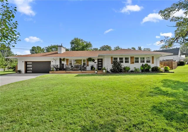 2nd image of 610 W Clark St, Butler, MO 64730 | MLS# 2630571