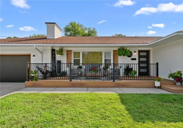3rd image of 610 W Clark St, Butler, MO 64730 | MLS# 2630571
