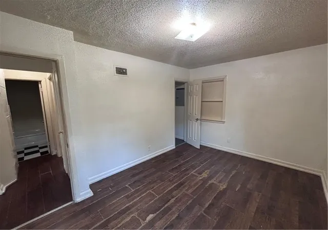 Homes for sale in Kansas City, MO | 4436 Myrtle Ave, Kansas City, MO 64130 | MLS# 2630581