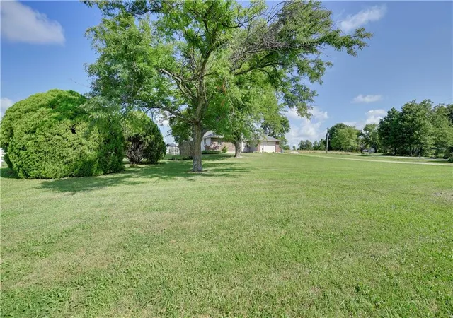 Homes for sale in Bucyrus, KS | 22284 Rosewood St, Bucyrus, KS 66013 | MLS# 2630607
