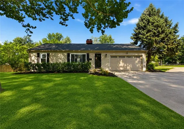 Photo 1 of Single family home for sale at 6700 Crisp Ave, Raytown, MO 64133 | MLS# 2630616 | Listing updated on 2026-08-22