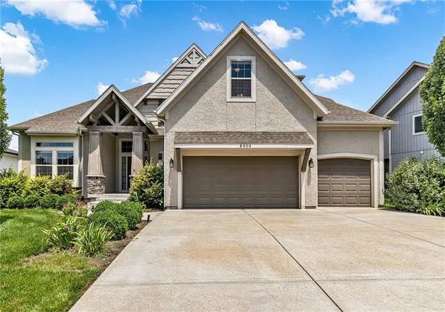 1st image of 8904 W 166 St, Overland Park, KS 66085 | MLS# 2630621
