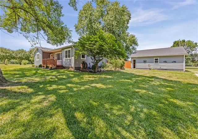 Homes for sale in Lane, KS | 4755 Cloud Ter, Lane, KS 66042 | MLS# 2630640