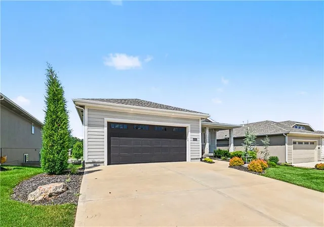 Photo 3 of Sale Pending at 4002 W 158th Terrace, Overland Park, KS 66224 | MLS# 2630654 | Listing updated on 2026-09-07