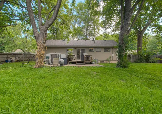 Homes for sale in Raytown, MO | 9409 E 69th St, Raytown, MO 64133 | MLS# 2630661