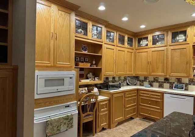 5th image of 2 Timbercreek Rd, Girard, KS 66743 | MLS# 2630670