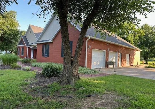 60th image of 2 Timbercreek Rd, Girard, KS 66743 | MLS# 2630670