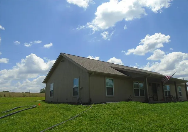 Homes for sale in Odessa, MO | 2898 Blue Bird St, Odessa, MO 64076 | MLS# 2630671