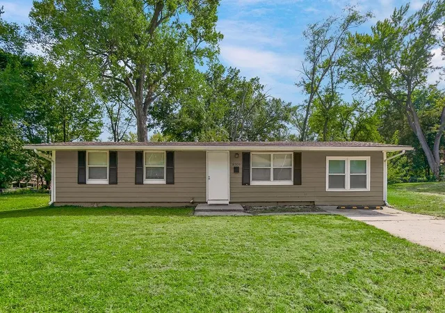 Photo 1 of Sale Pending at 8309 E 93rd Street, Kansas City, MO 64138 | MLS# 2630675 | Listing updated on 2026-09-08