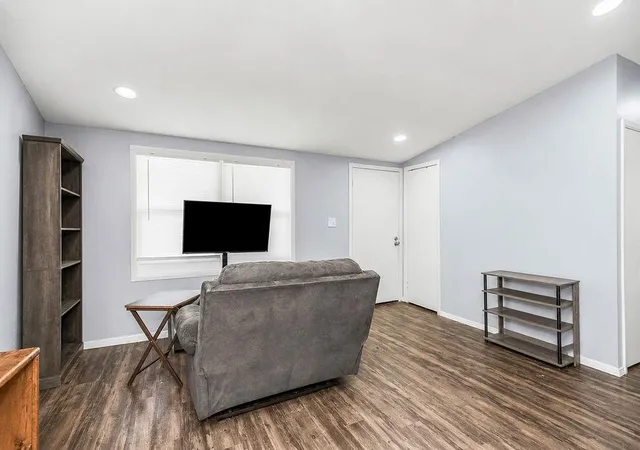 Photo 3 of Sale Pending at 8309 E 93rd Street, Kansas City, MO 64138 | MLS# 2630675 | Listing updated on 2026-09-08