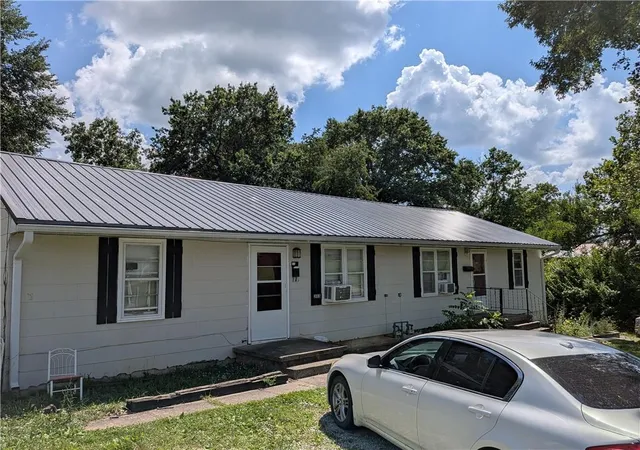 Homes for sale in Warrensburg, MO | 301 303 E Mckissock St, Warrensburg, MO 64093 | MLS# 2630706