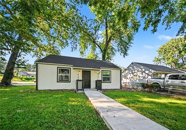 3rd image of 5146 Forest Ave, Kansas City, KS 66106 | MLS# 2630707