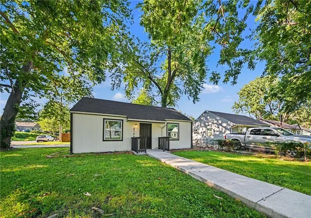 5th image of 5146 Forest Ave, Kansas City, KS 66106 | MLS# 2630707