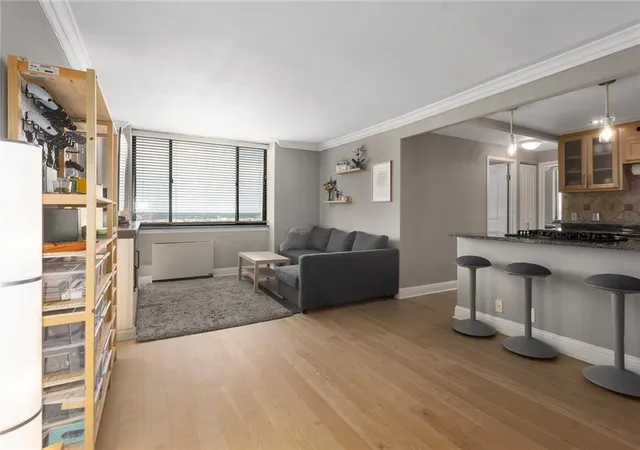 2nd image of 700 E 8th St #16 J, Kansas City, MO 64106 | MLS# 2630714