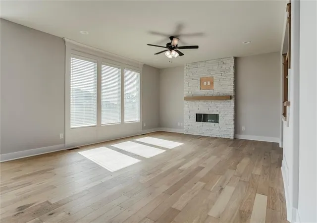 3rd image of 16941 S Brentwood St, Olathe, KS 66062 | MLS# 2630748
