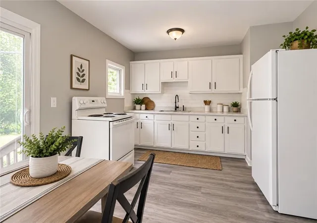 Photo 3 of Single family home for sale at 11210 Donnelly Ave, Kansas City, MO 64134 | MLS# 2630754 | Listing updated on 2026-10-20