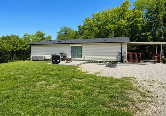 Homes for sale in Linn Valley, KS | 5 Ridgewood Ln, Linn Valley, KS 66040 | MLS# 2630774