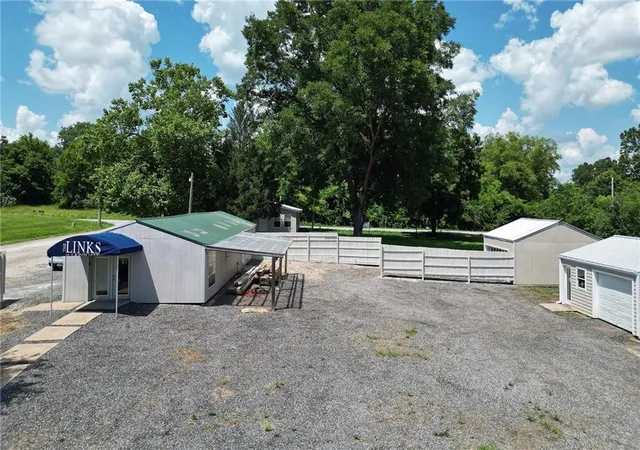 3rd image of 22701 Timberview Rd, Harrisonville, MO 64701 | MLS# 2630779