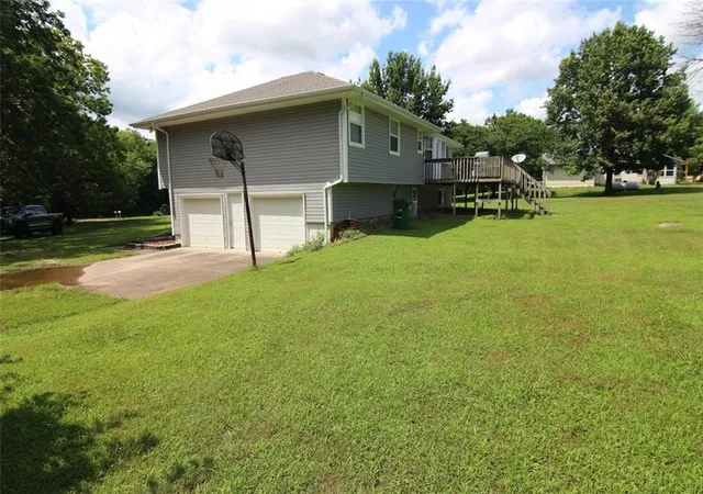 Homes for sale in Peculiar, MO | 23715 S Chadwick Dr, Peculiar, MO 64078 | MLS# 2630784