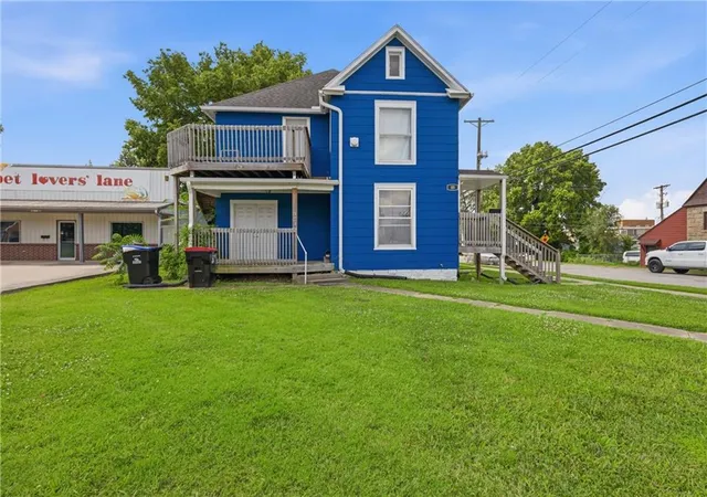 3rd image of 200 E Gay St, Warrensburg, MO 64093 | MLS# 2630803