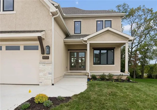 Photo 2 of Single family home for sale at 1957 Longview Dr, Liberty, MO 64068 | MLS# 2630825 | Listing updated on 2026-09-30