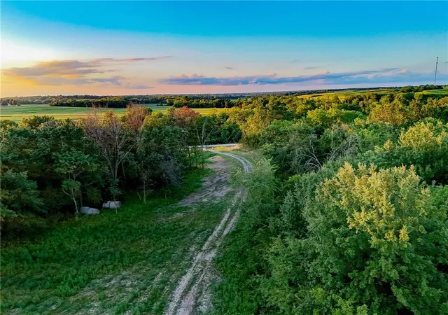 Homes for sale in Maysville, MO | 888 Offutt Rd, Maysville, MO 64469 | MLS# 2630836
