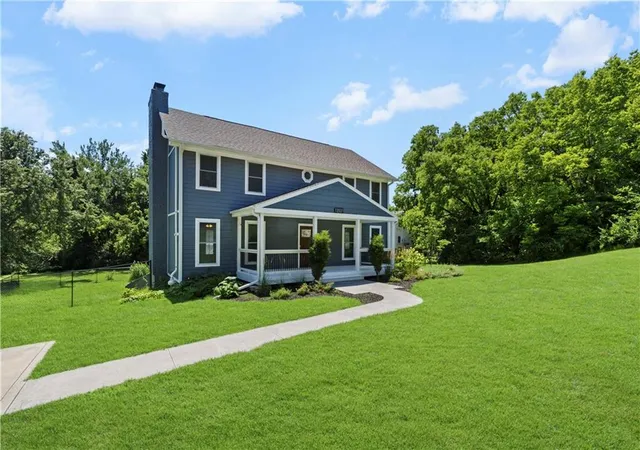 3rd image of 12021 E 75Th St, Raytown, MO 64138 | MLS# 2630839