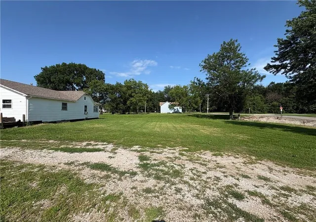 Homes for sale in Bronson, KS | 304 Clay St, Bronson, KS 66716 | MLS# 2630848