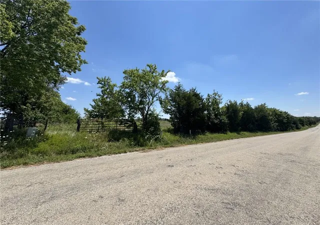 Photo 3 of Sale Pending at Tbd Se 251 Road, Warrensburg, MO 64093 | MLS# 2630854 | Listing updated on 2026-07-23