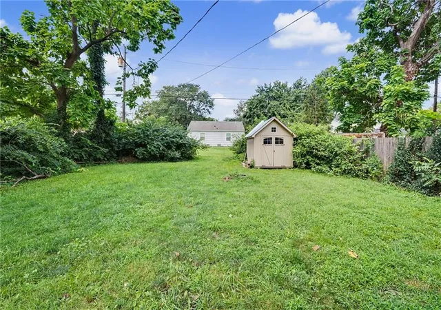 27th image of 639 Alabama St, Lawrence, KS 66044 | MLS# 2630856