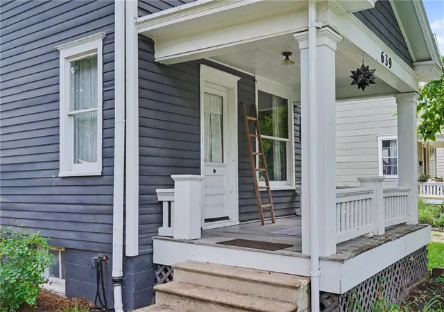 Homes for sale in Lawrence, KS | 639 Alabama St, Lawrence, KS 66044 | MLS# 2630856