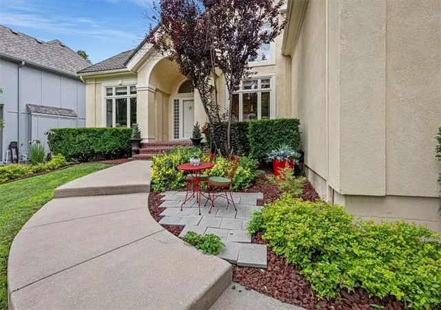 Photo 4 of Single family home for sale at 14612 W 50th Street, Shawnee, KS 66216 | MLS# 2630861 | Listing updated on 2026-09-12
