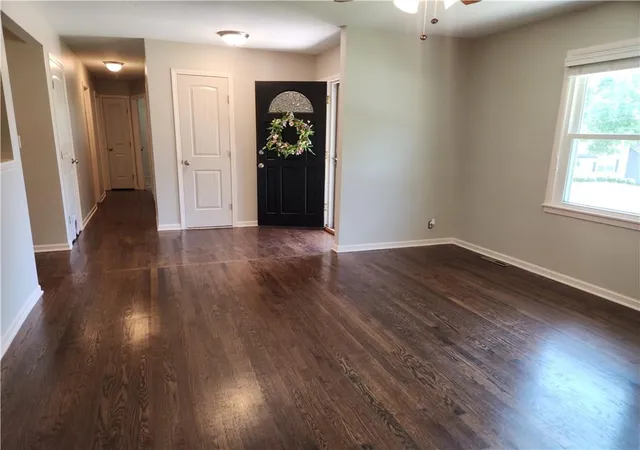 Photo 4 of Sale Pending at 3219 S Vest Ave, Independence, MO 64055 | MLS# 2630875 | Listing updated on 2026-08-18