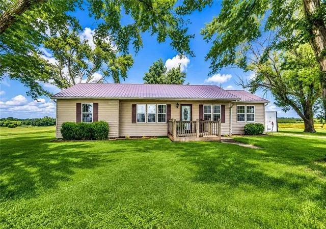Single family home for sale at 9012 NW State Route 52 Hwy, Amoret, MO 64722 | MLS# 2630888