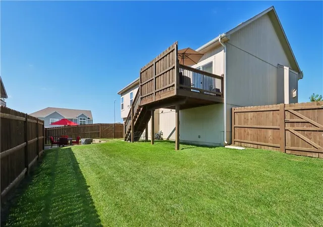 25th image of 805 Cedar Ridge Dr, Raymore, MO 64083 | MLS# 2630905