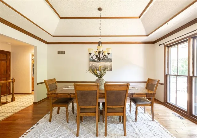 4th image of 9819 Howard Rd, Lee's Summit, MO 64086 | MLS# 2630917