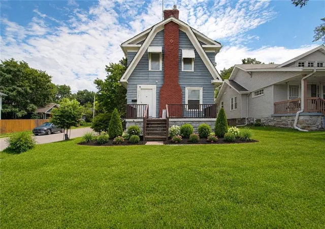 1st image of 6727 Paseo Blvd, Kansas City, MO 64132 | MLS# 2630923