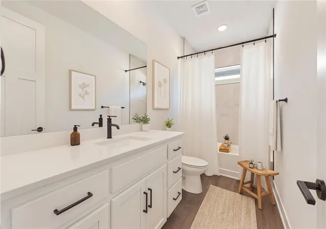Photo 2 of Sale Pending at 1602 Nw 105th Terrace, Kansas City, MO 64155 | MLS# 2630928 | Listing updated on 2026-08-16